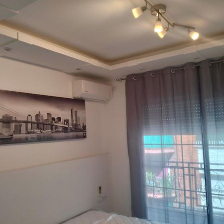 Warm Harbor Apartment Santa Coloma de Gramenet Ngoại thất bức ảnh