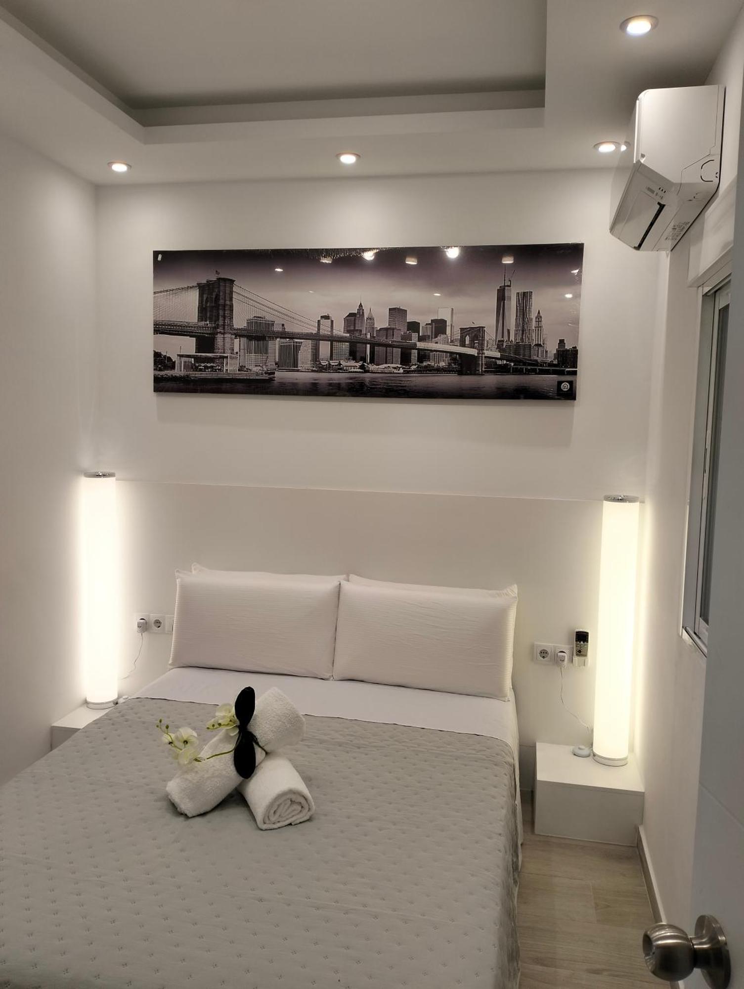 Warm Harbor Apartment Santa Coloma de Gramenet Ngoại thất bức ảnh