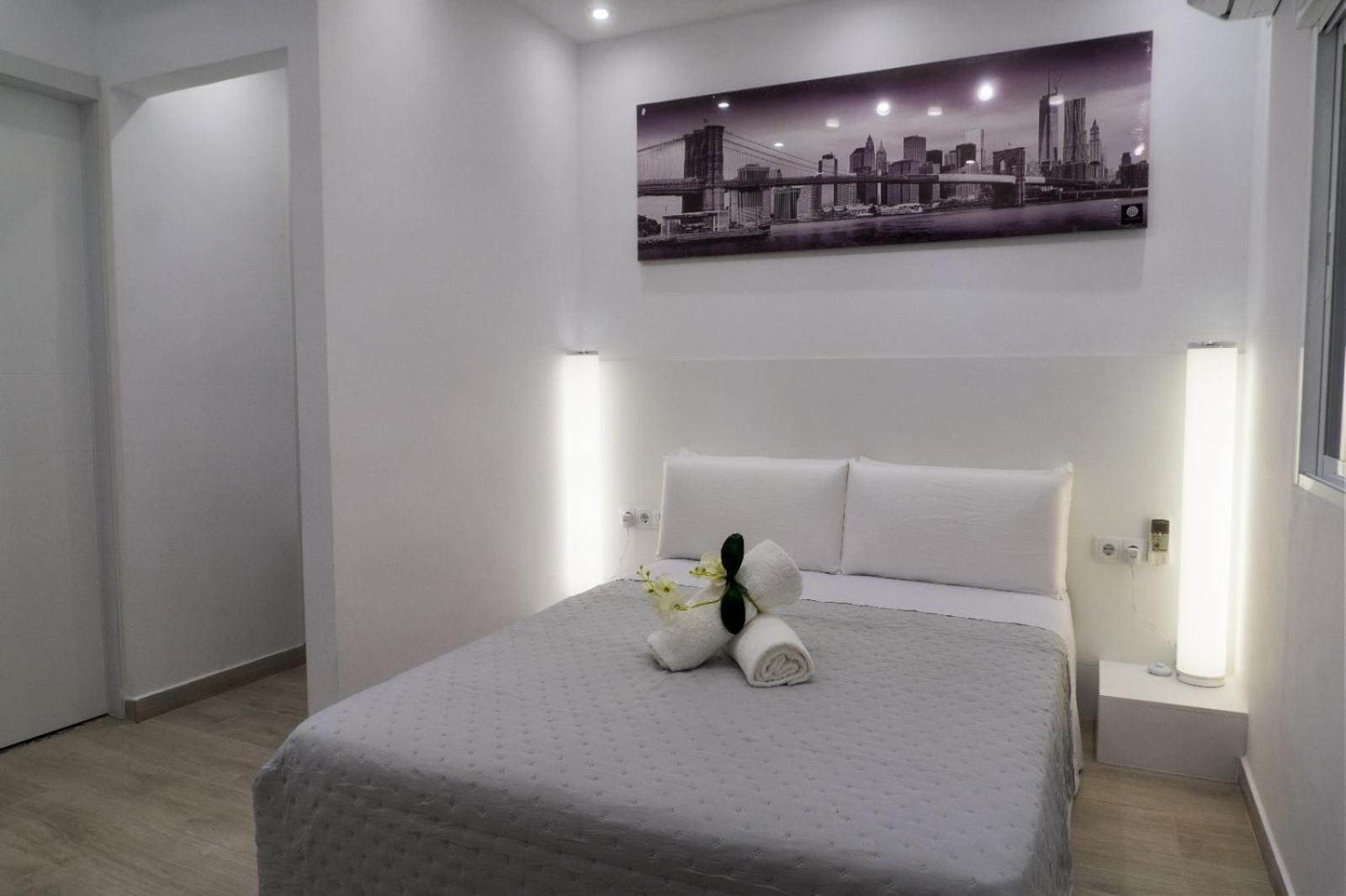 Warm Harbor Apartment Santa Coloma de Gramenet Ngoại thất bức ảnh