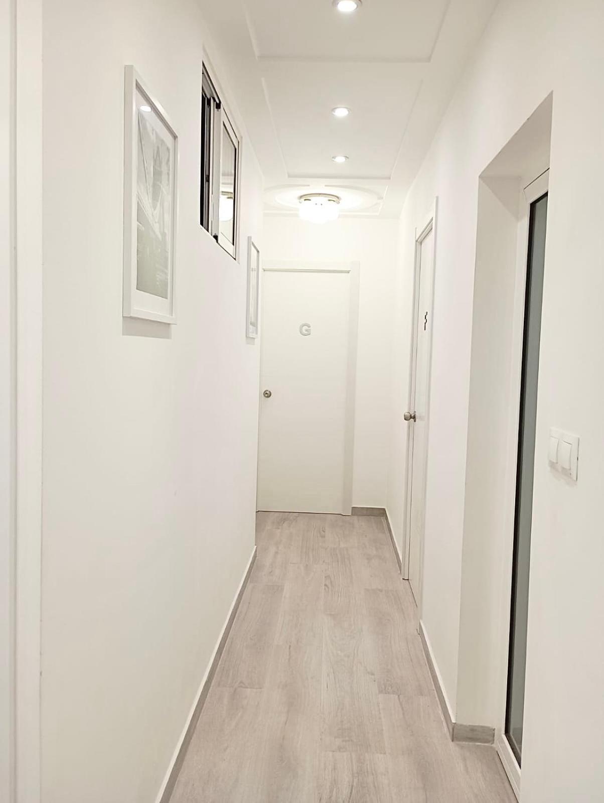 Warm Harbor Apartment Santa Coloma de Gramenet Ngoại thất bức ảnh