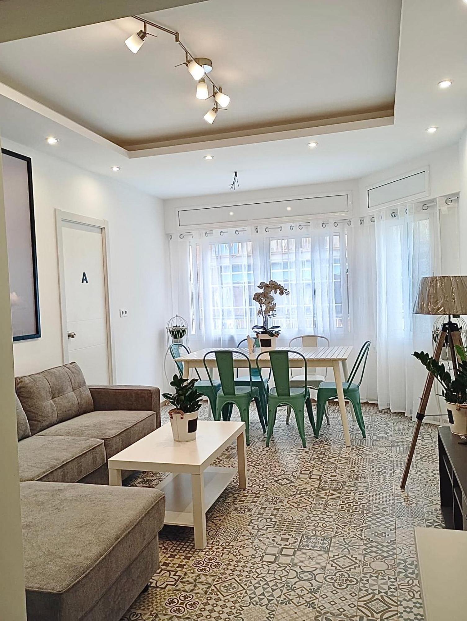 Warm Harbor Apartment Santa Coloma de Gramenet Ngoại thất bức ảnh